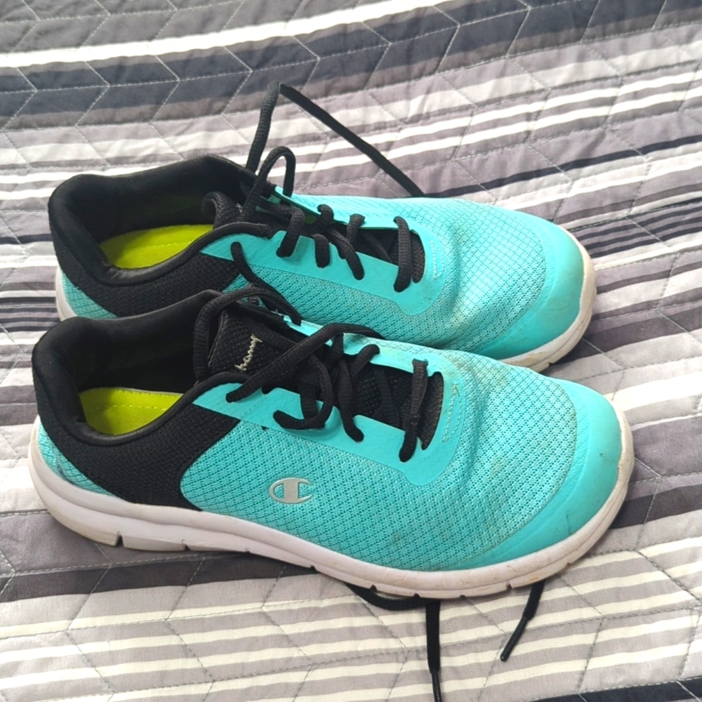 Champion tennis shoes